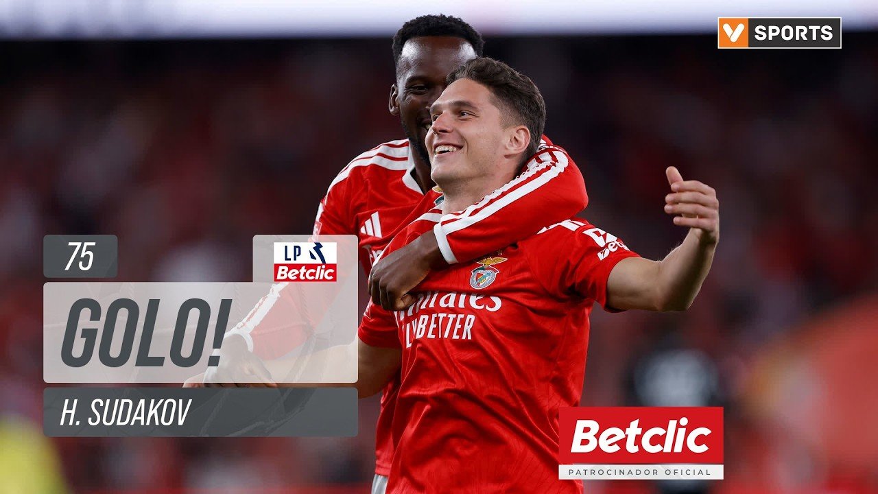 فاز بنفيكا على فيتوريا SC 2-0 بأهداف من دال وسوداكوف