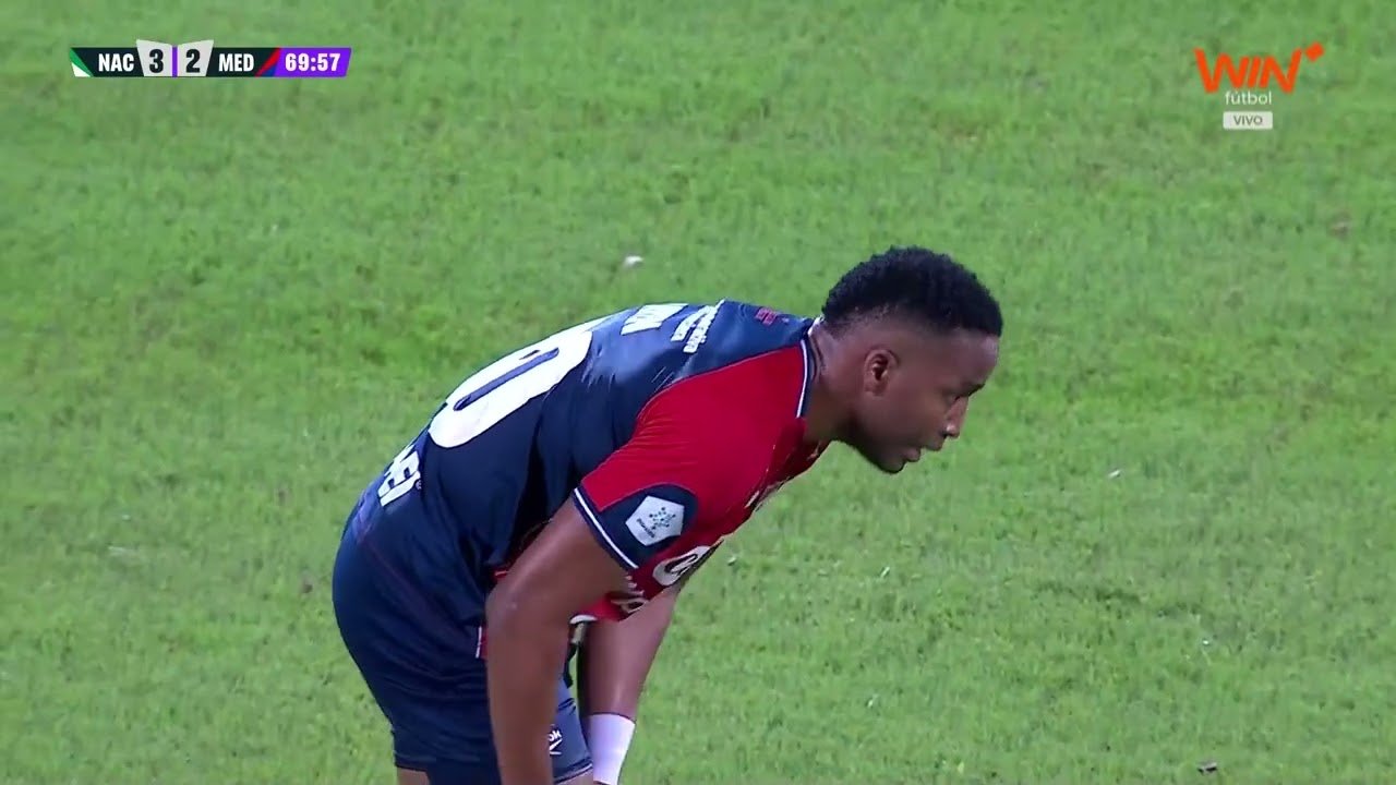 Atl. Nacional 2 - 1 Ind. Medellín — 63' Agustín Martegani, Penalty