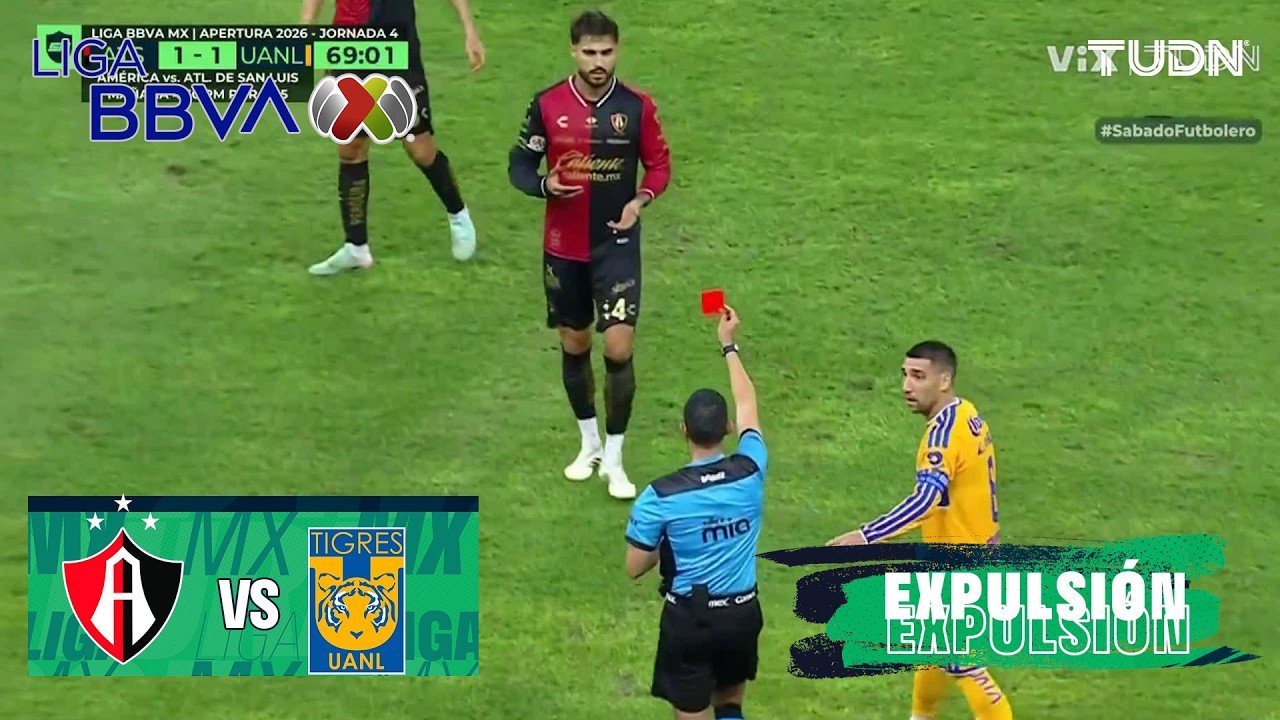 Atlas - Tigres — 70' Red Card Juan José Purata