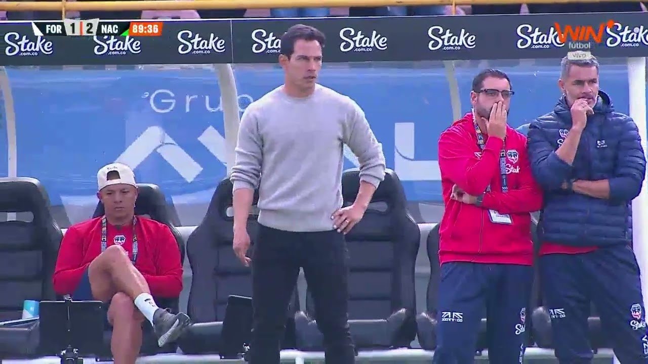 Fortaleza 1 - 2 Atl. Nacional — 89' Edwin Cardona, Penalty