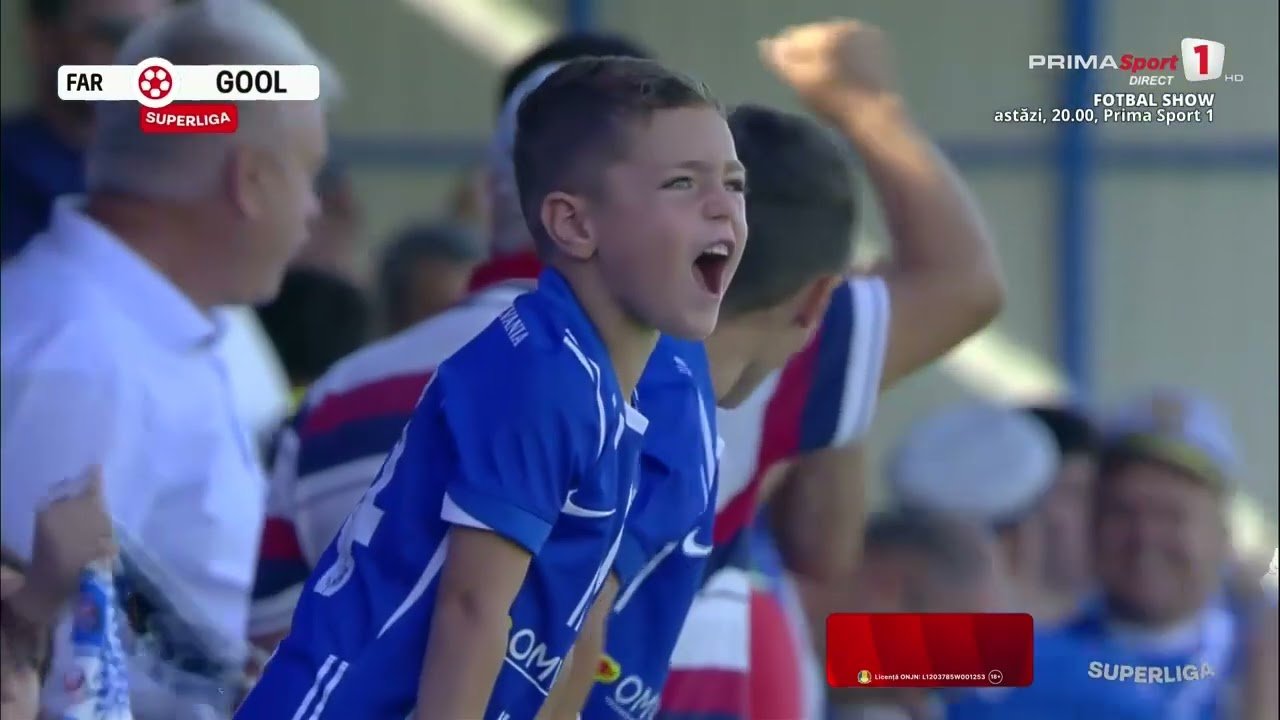 Farul Constanța - FC Botoșani — 41' Missed Penalty Denis Alibec