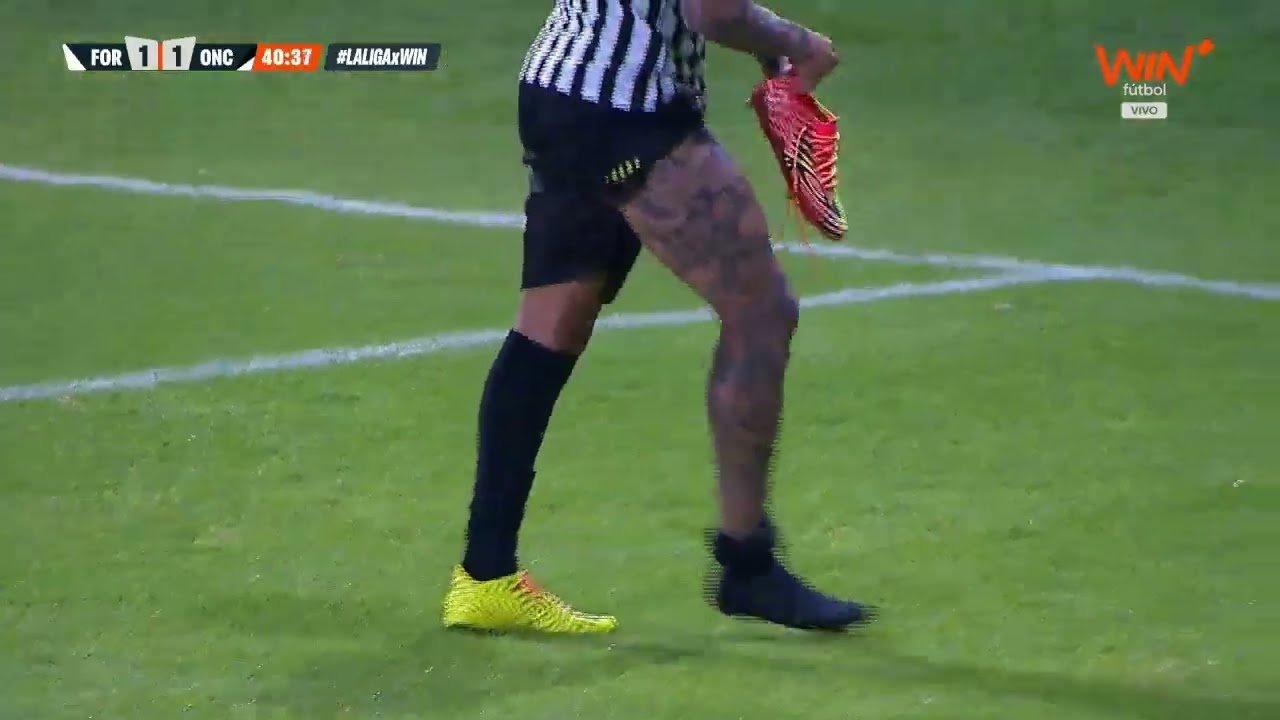 Fortaleza 1 - 1 Once Caldas — 41' Jefry Zapata